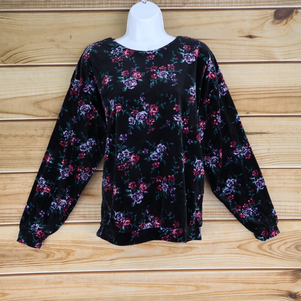 Jaclyn Smith Sport Pullover‎ Shirt Womens Size M Black Floral Long Sleeves Soft